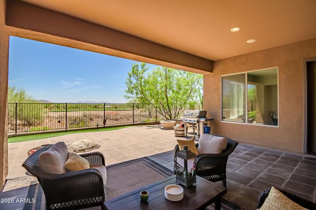 41213 N RIVER BEND Road, Phoenix, AZ 85086