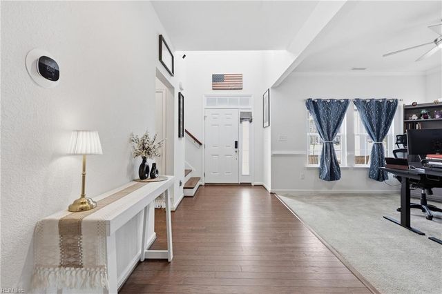 2032 Herons Pointe LN, Suffolk, VA 23434