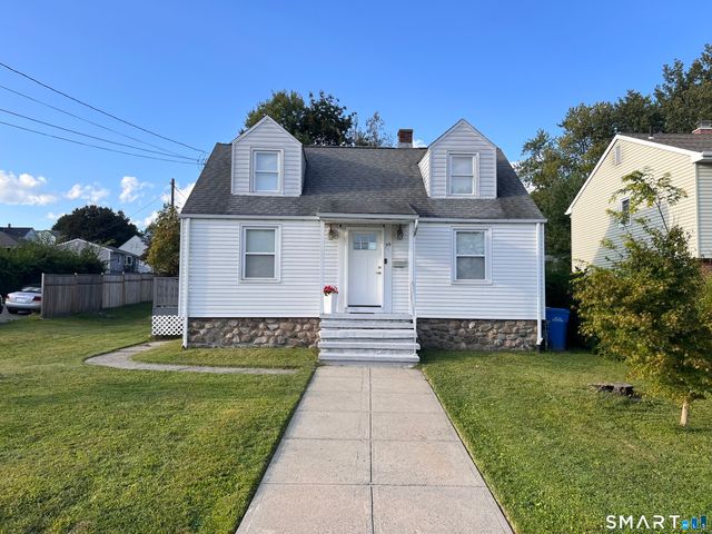 59 Macnamara Street, Waterbury, CT 06708