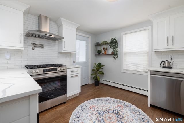 59 Macnamara Street, Waterbury, CT 06708