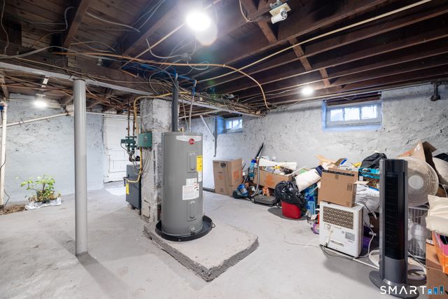 59 Macnamara Street, Waterbury, CT 06708