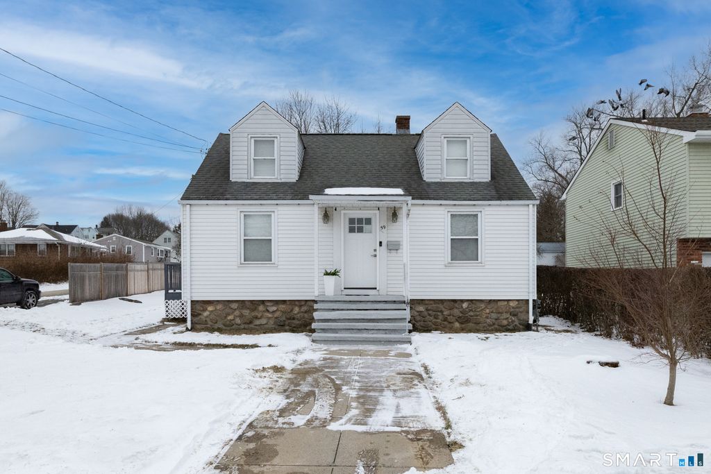 59 Macnamara Street, Waterbury, CT 06708