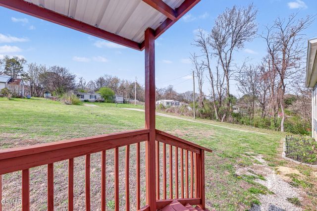1316 Blue Spruce Way, Newport, TN 37821
