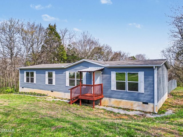 1316 Blue Spruce Way, Newport, TN 37821