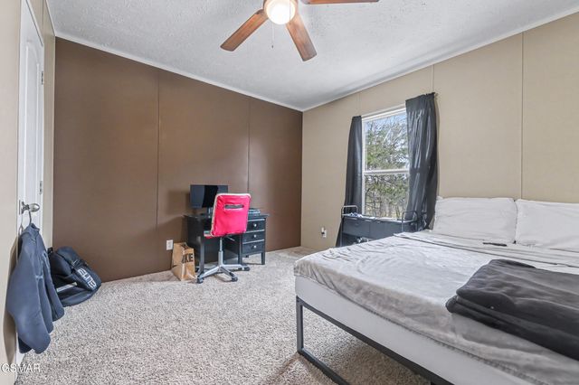 1316 Blue Spruce Way, Newport, TN 37821