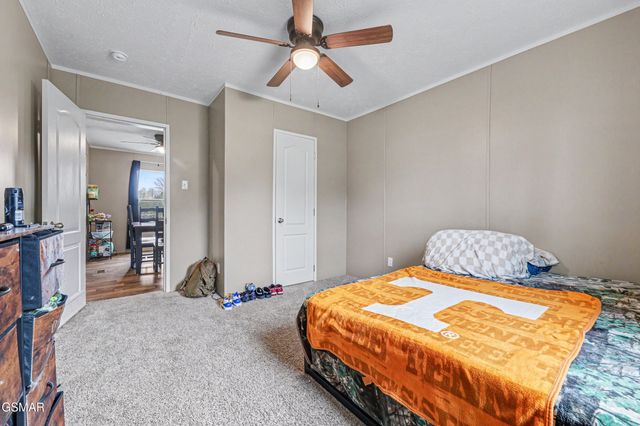 1316 Blue Spruce Way, Newport, TN 37821