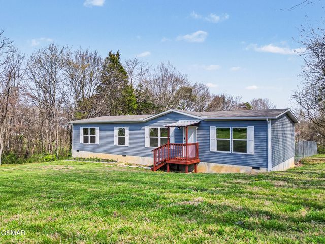 1316 Blue Spruce Way, Newport, TN 37821