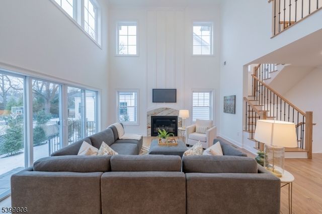 4 BERKELEY ROAD, Maplewood Twp., NJ 07040