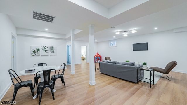 4 BERKELEY ROAD, Maplewood Twp., NJ 07040