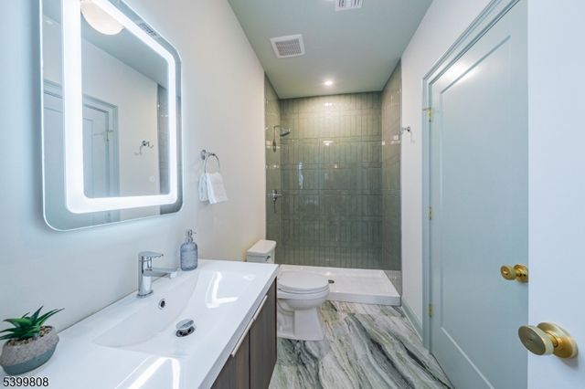 4 BERKELEY ROAD, Maplewood Twp., NJ 07040