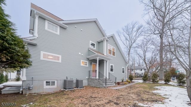 4 BERKELEY ROAD, Maplewood Twp., NJ 07040