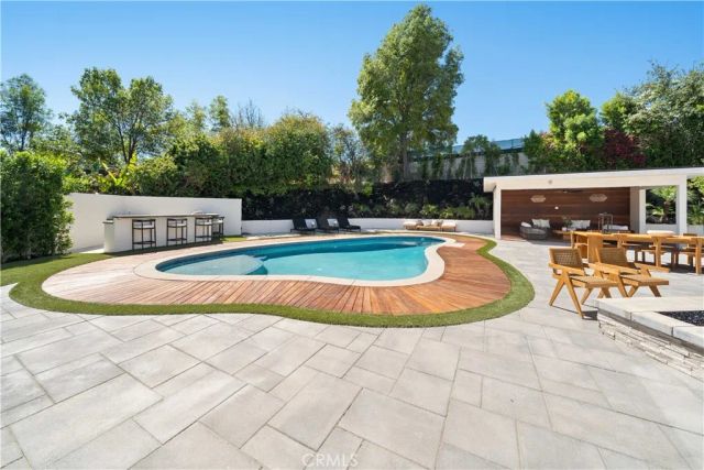 5631 Wilhelmina Avenue, Woodland Hills, CA 91367