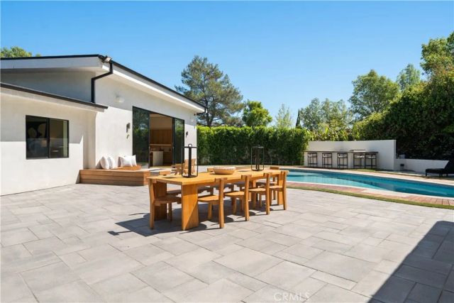 5631 Wilhelmina Avenue, Woodland Hills, CA 91367