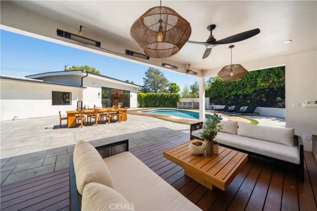 5631 Wilhelmina Avenue, Woodland Hills, CA 91367