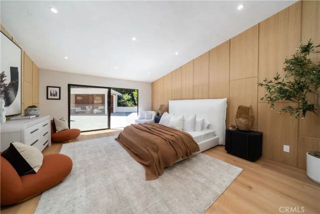 5631 Wilhelmina Avenue, Woodland Hills, CA 91367