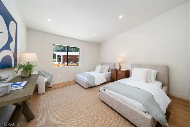 5631 Wilhelmina Avenue, Woodland Hills, CA 91367