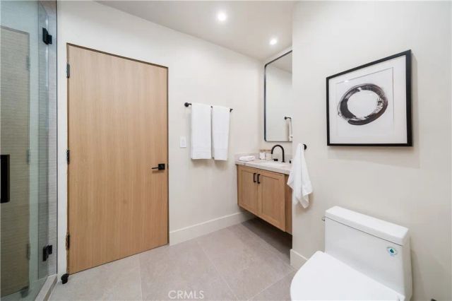 5631 Wilhelmina Avenue, Woodland Hills, CA 91367