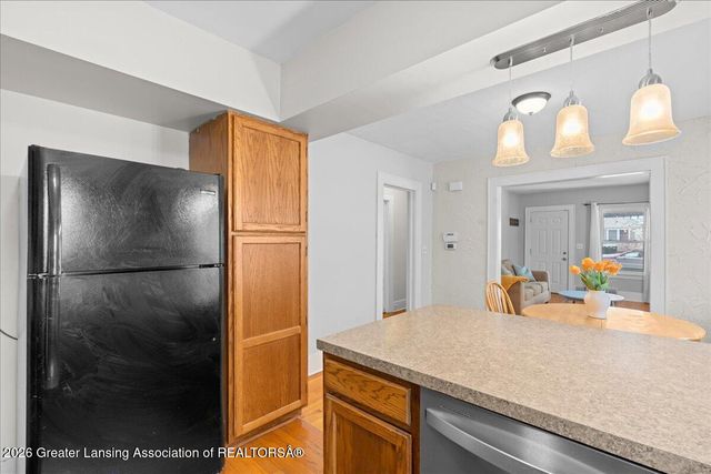 713 N Francis Avenue, Lansing, MI 48912