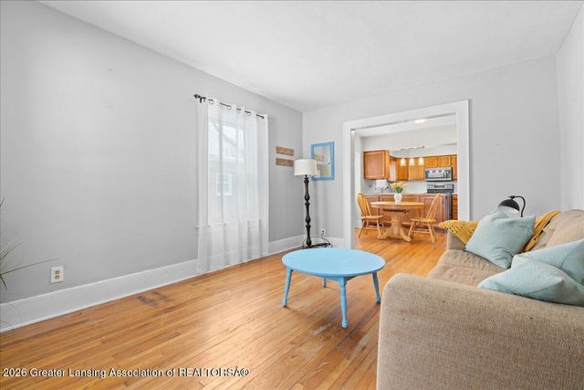 713 N Francis Avenue, Lansing, MI 48912