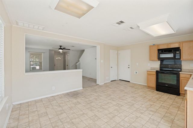 205 Xavier DR, San Marcos, TX 78666