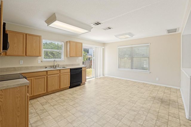 205 Xavier DR, San Marcos, TX 78666