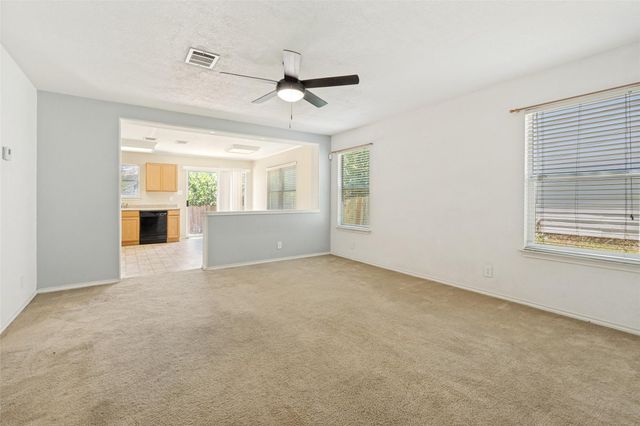 205 Xavier DR, San Marcos, TX 78666