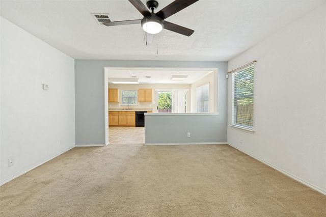 205 Xavier DR, San Marcos, TX 78666