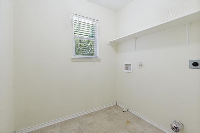 205 Xavier DR, San Marcos, TX 78666
