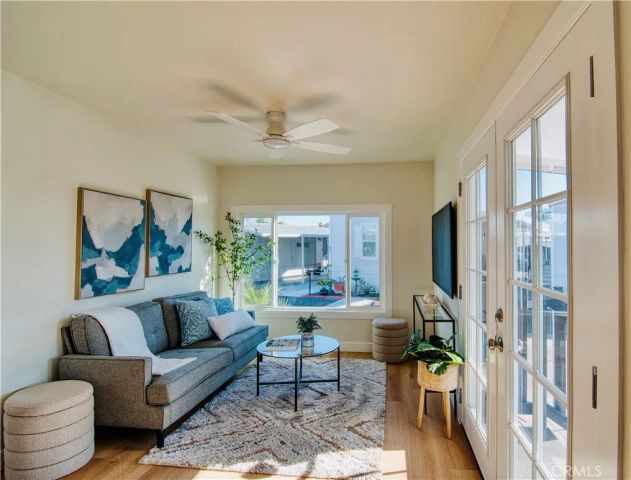 17705 S Western 71, Gardena, CA 90428