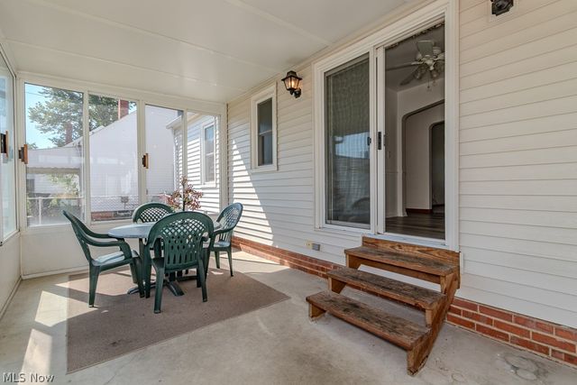 253 E 288th Street, Willowick, OH 44095