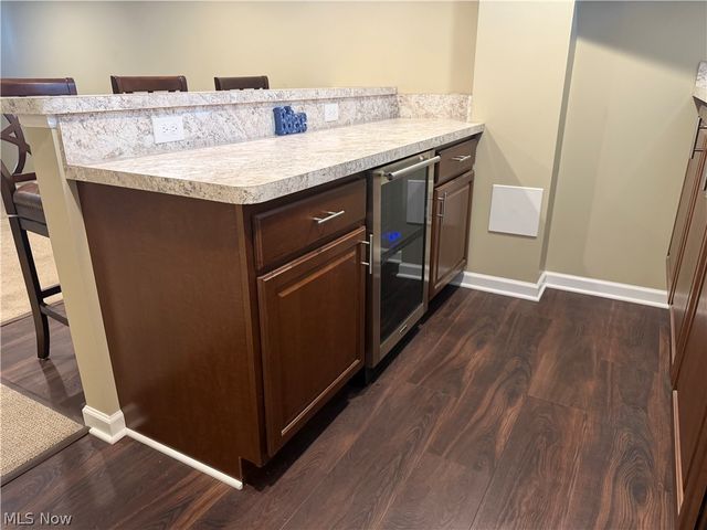 253 E 288th Street, Willowick, OH 44095