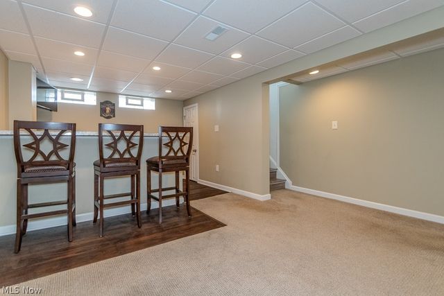 253 E 288th Street, Willowick, OH 44095
