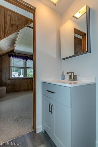 253 E 288th Street, Willowick, OH 44095