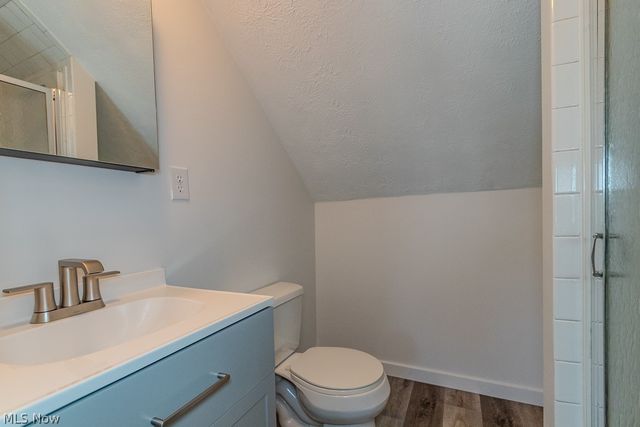 253 E 288th Street, Willowick, OH 44095