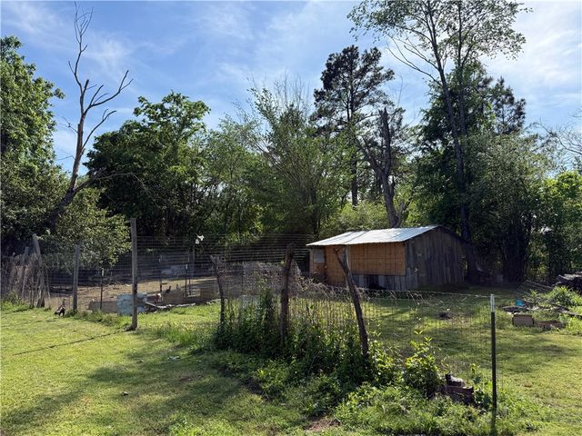9871 Highway 64, Clarksville, AR 72830