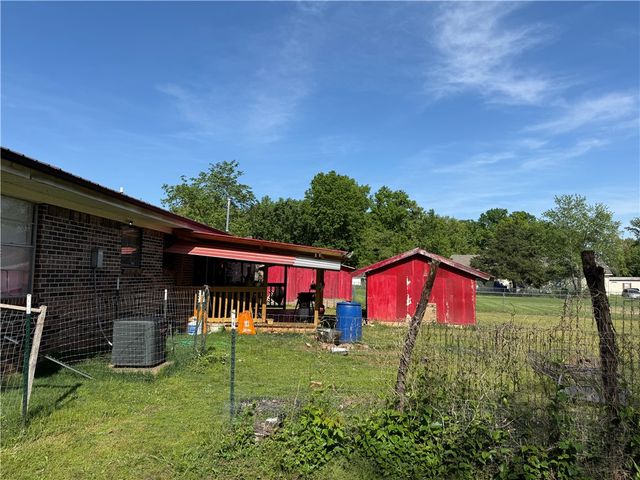 9871 Highway 64, Clarksville, AR 72830