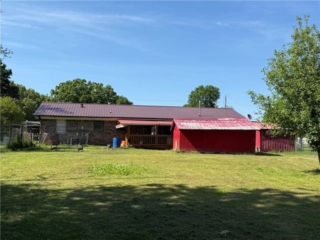 9871 Highway 64, Clarksville, AR 72830