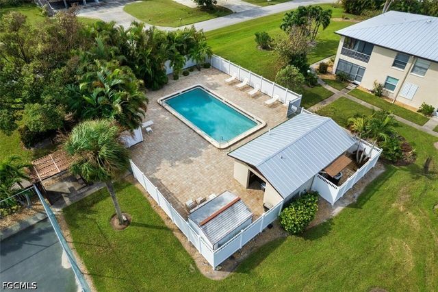 16251 Dublin CIR 104, Fort Myers, FL 33908