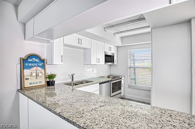 16251 Dublin CIR 104, Fort Myers, FL 33908