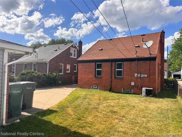 24815 Oxford Street, Dearborn, MI 48124