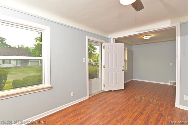 24815 Oxford Street, Dearborn, MI 48124