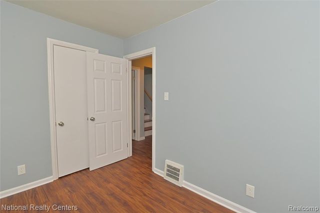 24815 Oxford Street, Dearborn, MI 48124