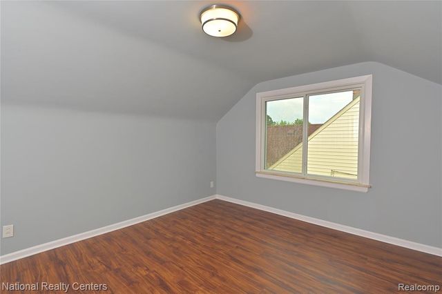 24815 Oxford Street, Dearborn, MI 48124