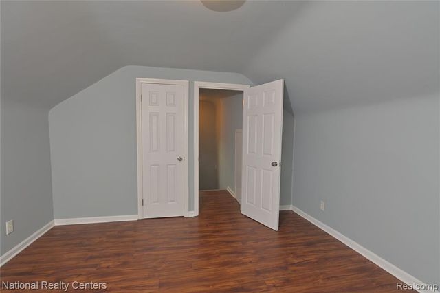 24815 Oxford Street, Dearborn, MI 48124