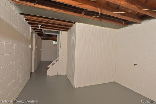 24815 Oxford Street, Dearborn, MI 48124