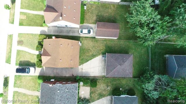 24815 Oxford Street, Dearborn, MI 48124