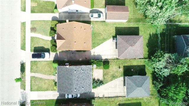 24815 Oxford Street, Dearborn, MI 48124