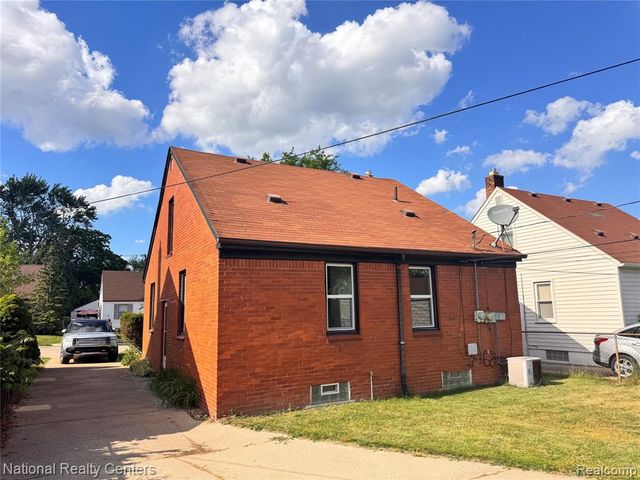24815 Oxford Street, Dearborn, MI 48124
