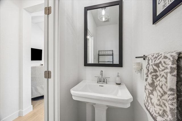 15303 Water Oak Way, Santa Fe, TX 77517