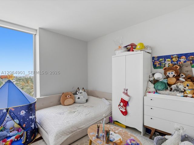 1010 SW 2nd Ave 1009, Miami, FL 33130